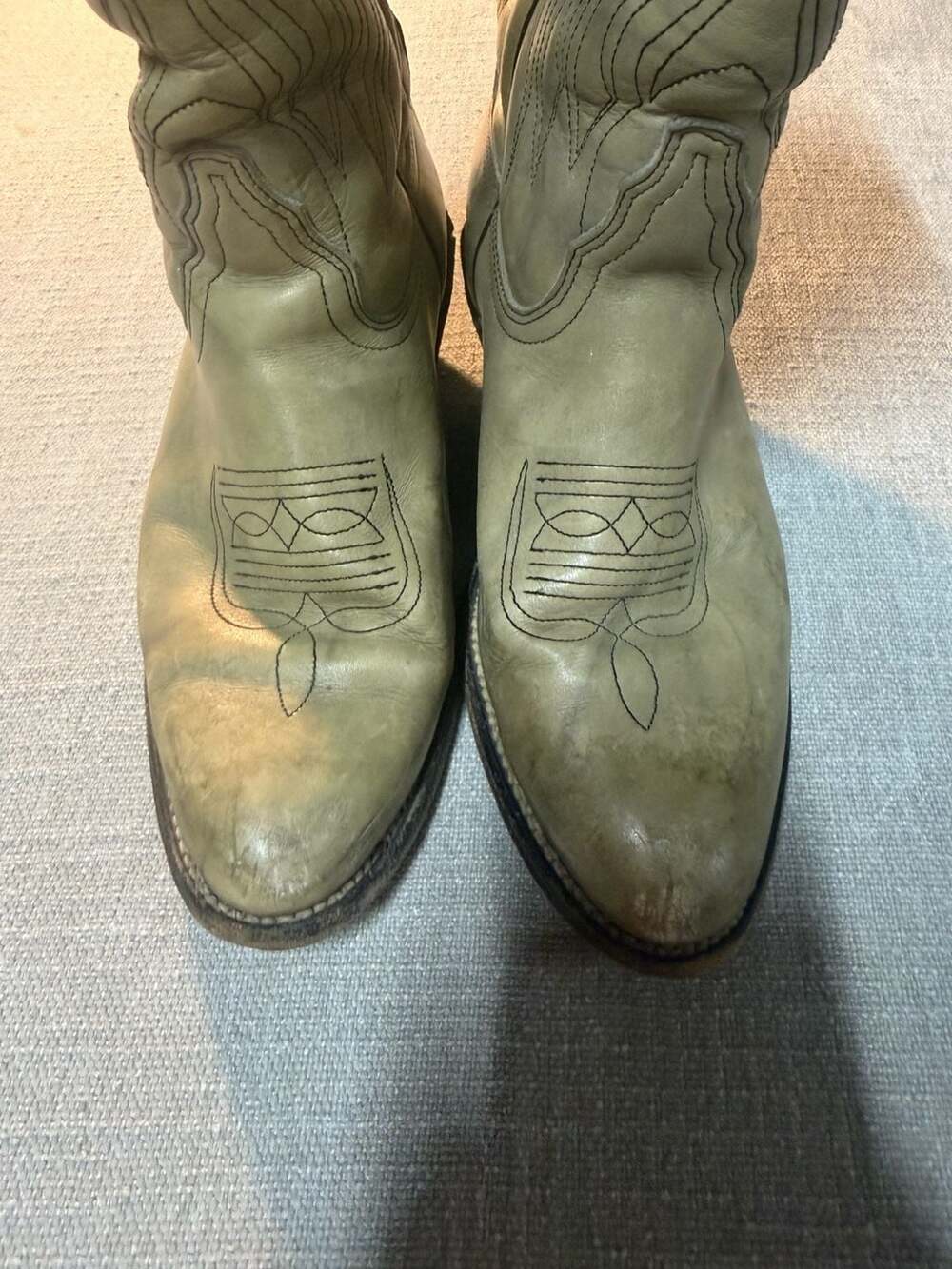 Frye Women's Tan Leather Western Cowboy Boots - Picture 2 of 9